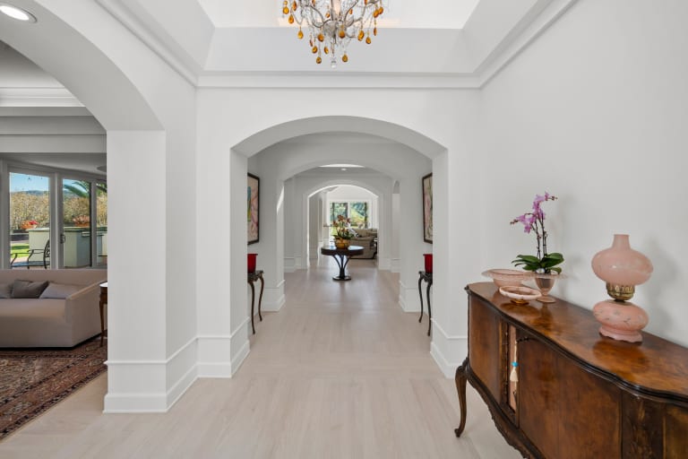 23318 Park Colombo, Calabasas CA 91302 inception-app-prod/MGFkNTExOTUtZDU4Yy00MDJkLTljYTQtNGI1N2NjNWMwOTkw/content/2024/10/ec2de859de583b4a0392f02b918cc641cae985f7.jpg