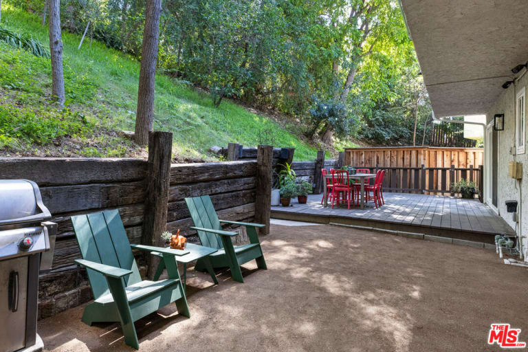3654 Lavell Dr, Los Angeles, CA 90065 inception-app-prod/MGFkNTExOTUtZDU4Yy00MDJkLTljYTQtNGI1N2NjNWMwOTkw/content/2026/05/71fac269a74cedd7f33fe995b91f8164e5f787ff.jpg