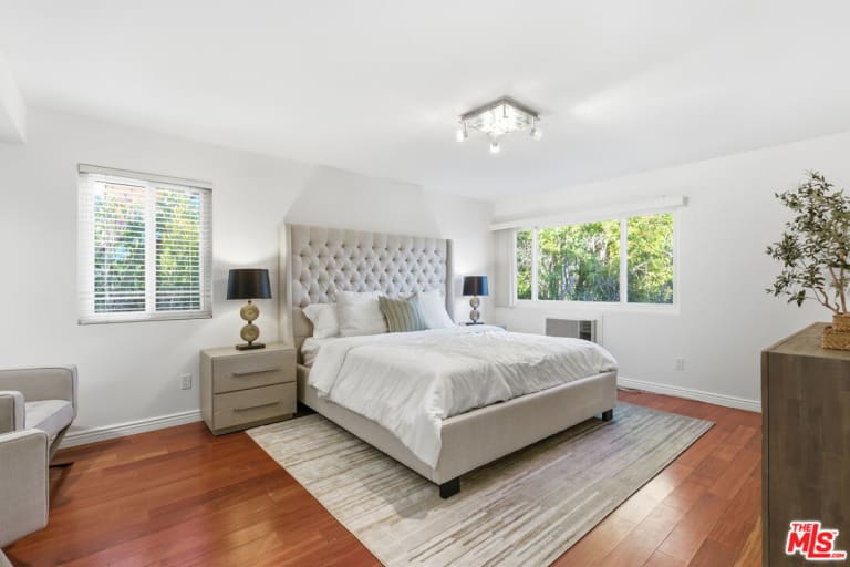 4108 Tarrybrae Ter, Tarzana CA 91356 inception-app-prod/MGFkNTExOTUtZDU4Yy00MDJkLTljYTQtNGI1N2NjNWMwOTkw/content/2026/07/507a4de710f4a022f6ef8fe9d6c5e0c3053913c8.jpg