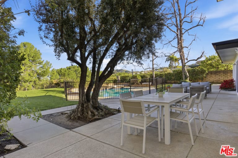 4108 Tarrybrae Ter, Tarzana CA 91356 inception-app-prod/MGFkNTExOTUtZDU4Yy00MDJkLTljYTQtNGI1N2NjNWMwOTkw/content/2026/07/5d7a3616d392ce1092c3d2fda5866c3108c4667f.jpg
