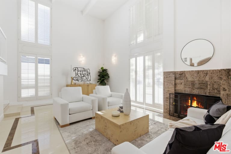 4108 Tarrybrae Ter, Tarzana CA 91356 inception-app-prod/MGFkNTExOTUtZDU4Yy00MDJkLTljYTQtNGI1N2NjNWMwOTkw/content/2026/07/c2f8a82f3a655f4ff069c7eacb0b04e57971daa8.jpg