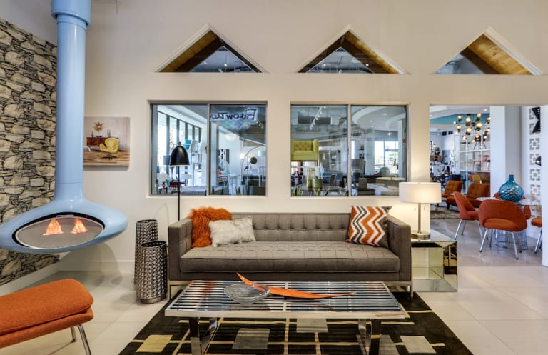 7. Ice Cream Shop(pe) @ Arrive Hotel inception-app-prod/MTExNzI4M2ItMjVkNC00Y2M0LWJmZjAtOGI0ZTUwMDVmNzNh/content/2023/01/7f8fa306273cee90270005d973a042bb30b3aa13.jpg