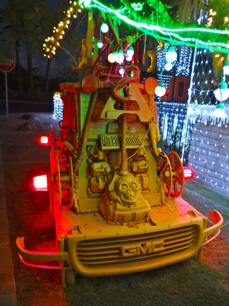 <p>9. Robolights</p> inception-app-prod/MTExNzI4M2ItMjVkNC00Y2M0LWJmZjAtOGI0ZTUwMDVmNzNh/content/2023/01/b22bb11d8bc55e4667c29d382038e066d4c95ba2.jpg