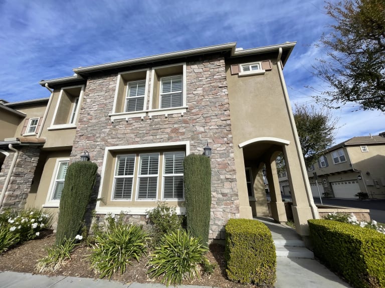 Legacy Estates inception-app-prod/MWY0NmRjODQtMWUzMS00MDhkLThlZDUtNTA4OTQ4OGE2NzE3/content/2023/07/0103824fdabc2c96c6a1c267def307a28d0a9a7a.png