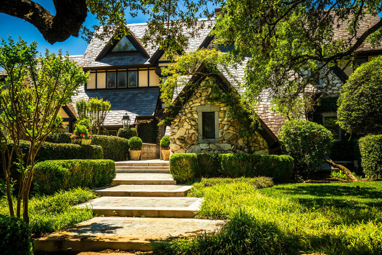 Inspirations inception-app-prod/MjBjNWMxZGItMDRiOS00MmUyLWIwZTItYzZlZTE3ODg4Nzg0/content/2021/02/shutterstock13702168371.jpg