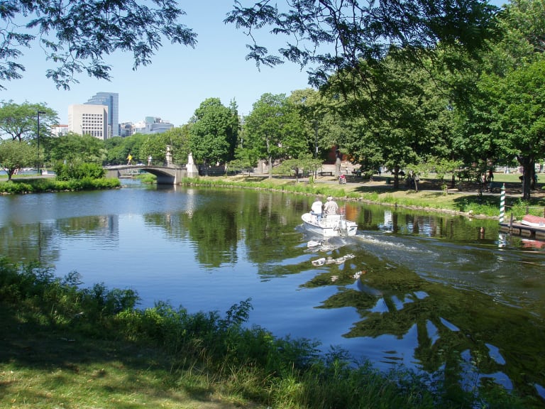 <p>Boston Through Local Scenes</p> inception-app-prod/Mjc4NmMwZGYtZTc1Ny00YmNhLTgyN2QtMGVhNmMxOGY2ZjRh/content/2026/04/3fd21ff0568ac7ad4f60c0b1e895a209d93194a7.jpg