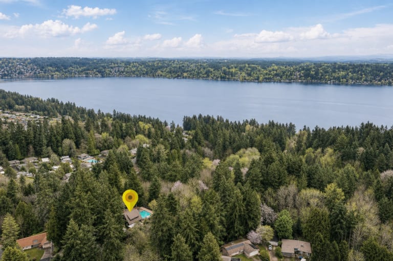<p>16521 NE 1st Pl. | Bellevue</p> inception-app-prod/MjlkZDVlZmQtZjE0OS00MmVjLThkOTItZGY4OWY5Y2ExYTZj/content/2026/05/6030267f641880b6c7ceef7d7d5736398888a93a.jpg