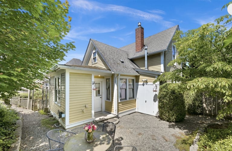 <p>306 Potter St. | Bellingham</p> inception-app-prod/MjlkZDVlZmQtZjE0OS00MmVjLThkOTItZGY4OWY5Y2ExYTZj/content/2026/06/df3805e512c0a0b2c387fe986a5489d7a68d11c3.png
