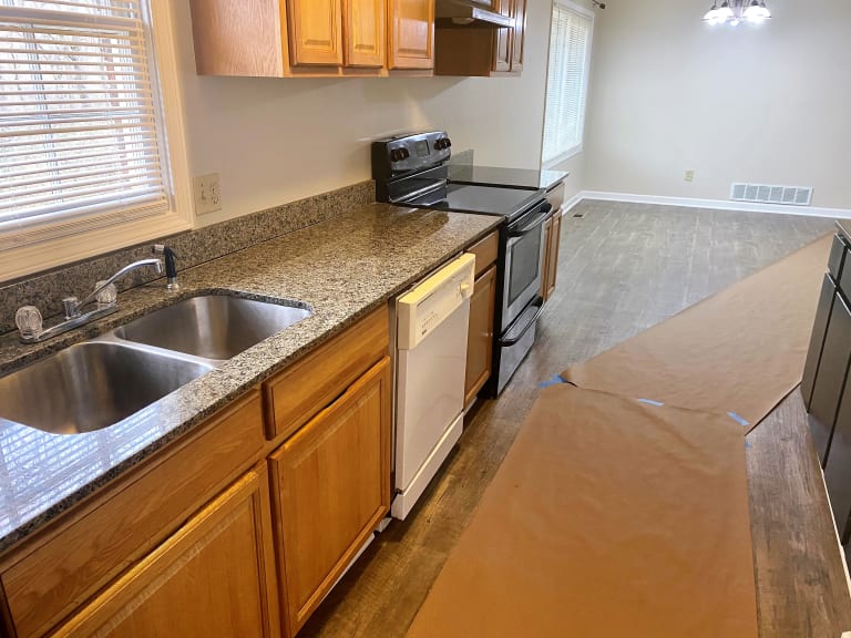 9010 Maple Run Trail inception-app-prod/NDBhZDIzNzAtNzQ1OC00Mjc4LWI0ZmUtOGVkNWY4Nzg1ZGZm/content/2021/03/3060SummerLakeDrive2.jpg