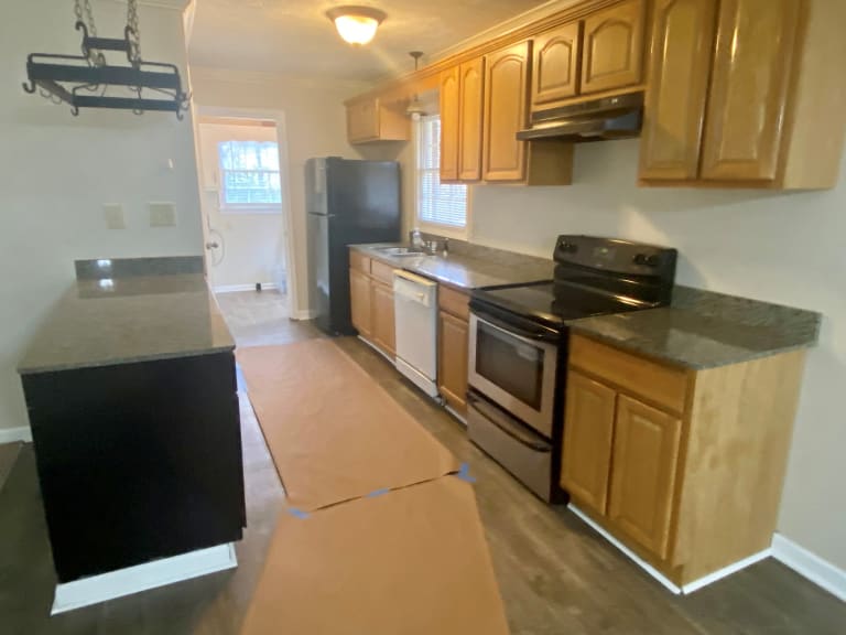 9010 Maple Run Trail inception-app-prod/NDBhZDIzNzAtNzQ1OC00Mjc4LWI0ZmUtOGVkNWY4Nzg1ZGZm/content/2021/03/3060SummerLakeDrive4.jpg