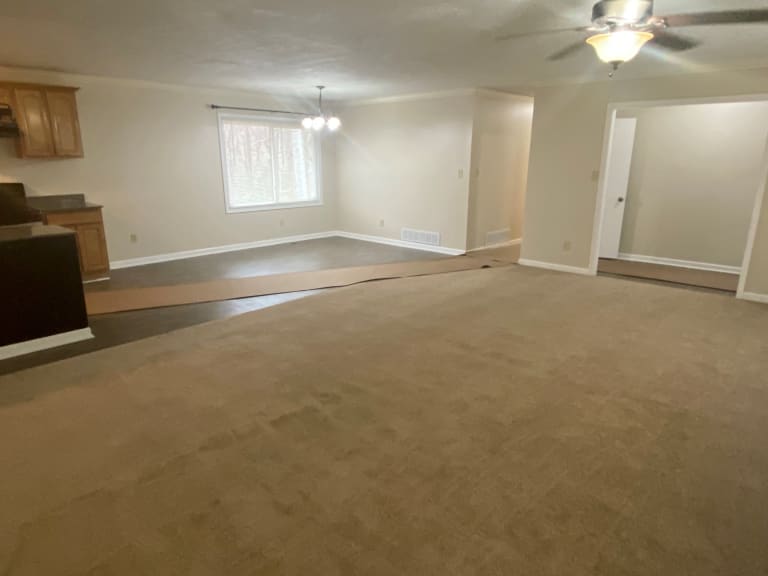 9010 Maple Run Trail inception-app-prod/NDBhZDIzNzAtNzQ1OC00Mjc4LWI0ZmUtOGVkNWY4Nzg1ZGZm/content/2021/03/3060SummerLakeDrive5.jpg