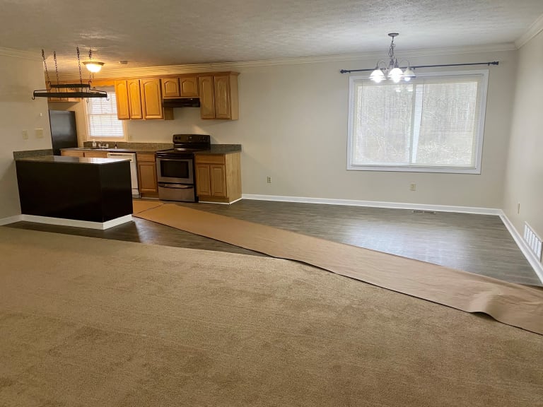 9010 Maple Run Trail inception-app-prod/NDBhZDIzNzAtNzQ1OC00Mjc4LWI0ZmUtOGVkNWY4Nzg1ZGZm/content/2021/03/3060SummerLakeDrive7.jpg