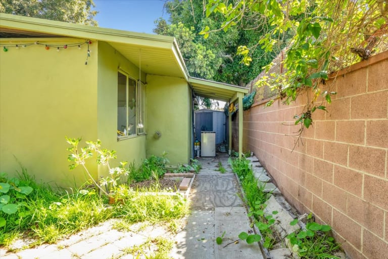 <p><font color="#e06969">Images</font></p> inception-app-prod/NDcwMjU4ZmUtNGQ1MS00NmYxLTg1MDUtNzNkZmFiOTQ4YmVk/content/2024/04/8811ccc418b03a3fcdb35baf008e2462b26542ae.jpg