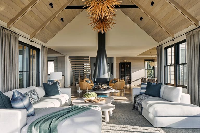 <p>Thoughtful Property Presentation</p> inception-app-prod/NGFmZjM0YTItMDA1MC00ZTcyLWJkNmUtNzBjMTk0M2FiOTA3/content/2026/04/0d4082b5a7345c54e3f29ec82921e53c2ff62952.webp
