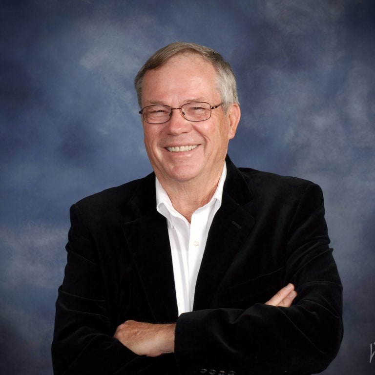 Meet our team inception-app-prod/NGI5N2FiZjItNGI5Mi00Y2IwLWEyMGYtOWVkODE5NWU2Y2Ux/content/2023/05/6ef49e51bb58ffd6d74f23a2f141bf34ec7f3ddb.jpg