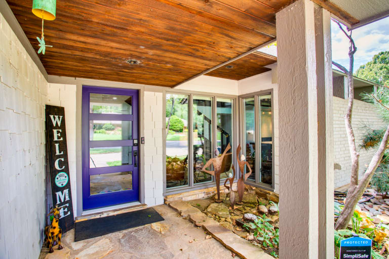 Lippard Realty inception-app-prod/NGVkYmQzZjMtOWE2Yy00NmY0LWE4OTItMzJmMjk5MmFlZGY1/content/2025/07/ee305e3801a9eec0fd67041c0396c872236b5c34.jpg