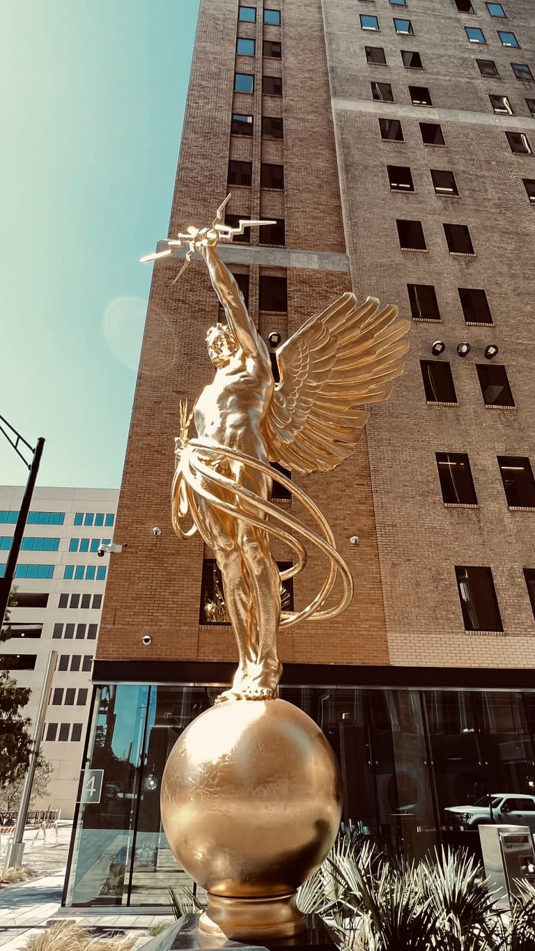 Photo Tour: AT&T Discovery District in Downtown Dallas inception-app-prod/NTA5ODNkMjMtMjlhYS00MDU4LWE2MGItYTQ5ZjVjMzAyMmQ1/content/2022/10/382f628a72e53e229b0f5f6f13f749d30619031b.jpg