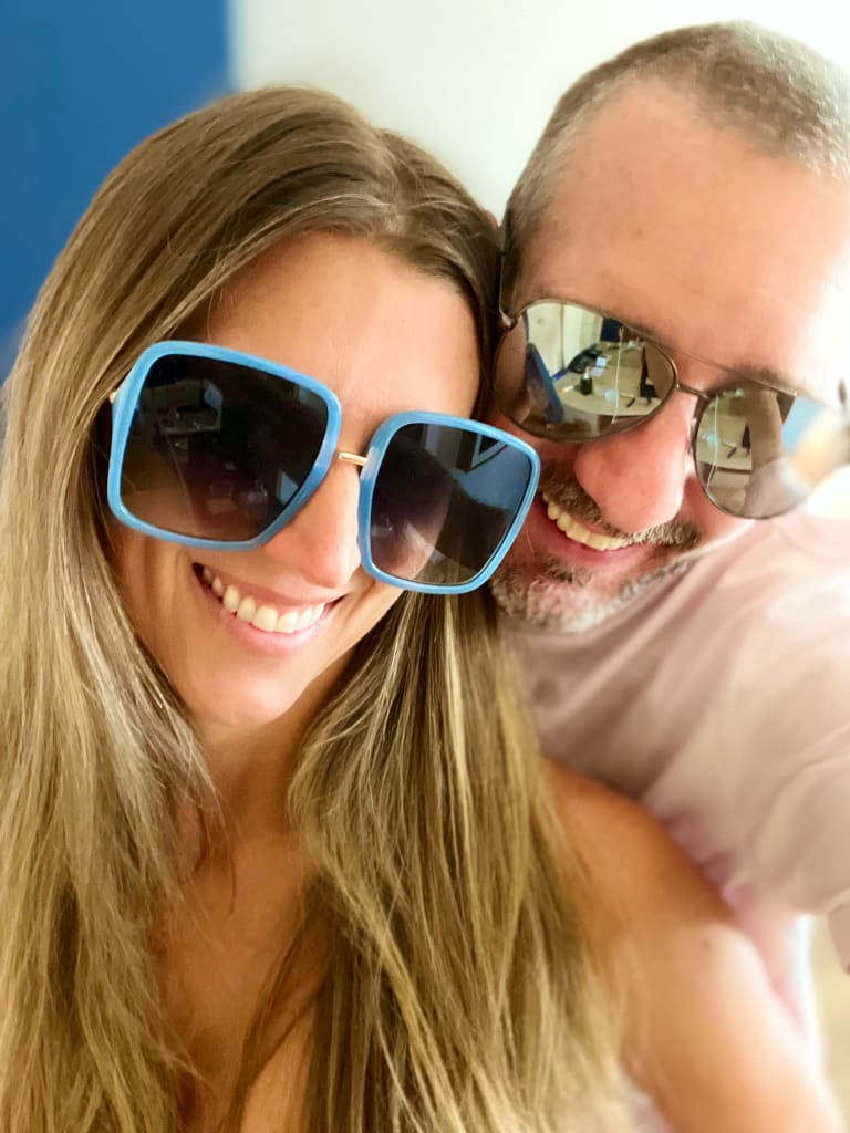 Cool-toned selfie of Sean and Steavy Carter — stylish and confident couple moment.