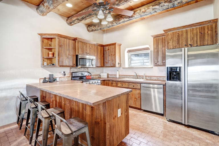 Showcase Your Property with Professional Photography inception-app-prod/NmE5MzNiNDgtOGFlMi00ZjczLTlhMjQtYzE3ZTJlN2Y0N2My/content/2024/05/2de3e4b080cc8529bf5cae775738dbeb6953ba1b.jpg