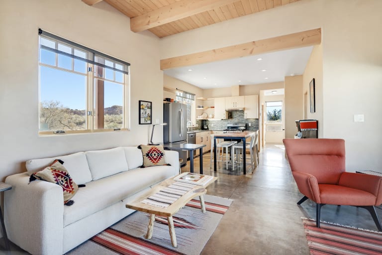 Showcase Your Property with Professional Photography inception-app-prod/NmE5MzNiNDgtOGFlMi00ZjczLTlhMjQtYzE3ZTJlN2Y0N2My/content/2024/05/8666c2854875de03d65167a81db011c9263cb76c.jpg