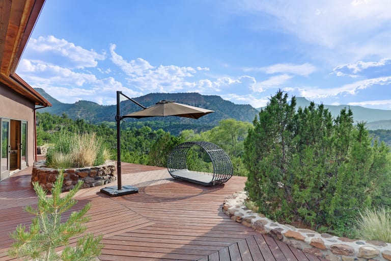 Showcase Your Property with Professional Photography inception-app-prod/NmE5MzNiNDgtOGFlMi00ZjczLTlhMjQtYzE3ZTJlN2Y0N2My/content/2024/05/f1410ca2b66ba7fbda5318f3e916ffce3ce0b28f.jpg