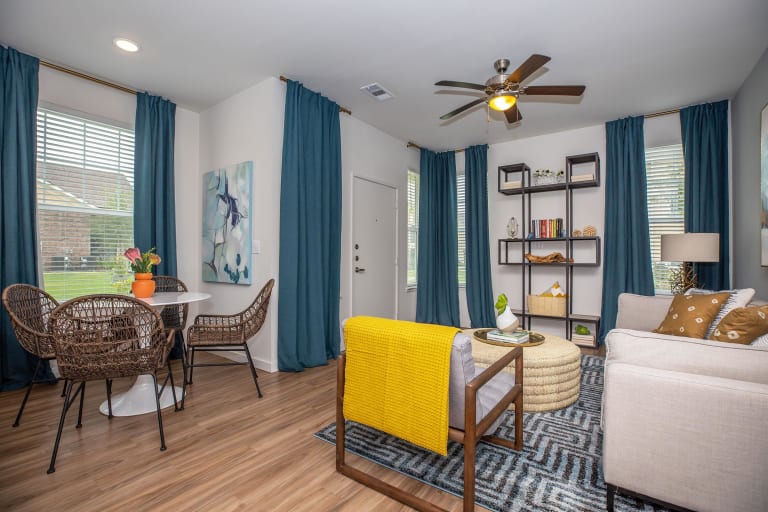 Reserve at Pinewood Village inception-app-prod/NzA2NjE4ZGQtM2U1Yi00MTZlLTk4YTctMzViZmU1ODFiZjIx/content/2024/06/64f1b3a82aa7b5faf21a44c69e02aeb81801dc7b.jpg