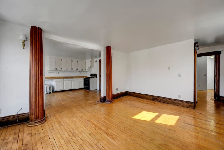 Apartment 3 - 4 Bedroom inception-app-prod/ODU4ZWY2NTMtNzE5MC00ZGEwLWE3NmItMWE2ZDRiZWE1NGE5/content/2022/03/2b5d57f33661b48f3279038c54e1d52060826407.jpg