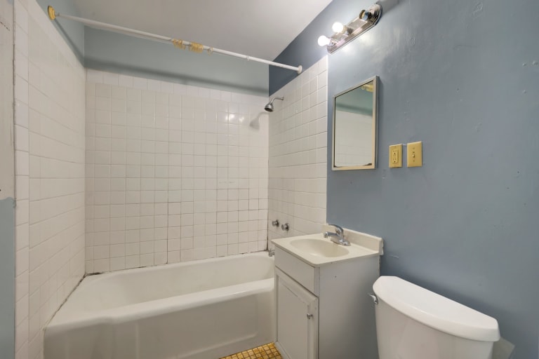 Apartment 3 - 4 Bedroom inception-app-prod/ODU4ZWY2NTMtNzE5MC00ZGEwLWE3NmItMWE2ZDRiZWE1NGE5/content/2022/03/2eb930e4942ced3bebe9b79ec34209a602f5aceb.jpg