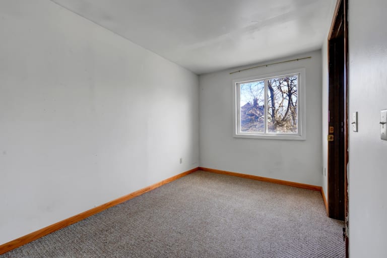 Apartment 3 - 4 Bedroom inception-app-prod/ODU4ZWY2NTMtNzE5MC00ZGEwLWE3NmItMWE2ZDRiZWE1NGE5/content/2022/03/6c517af7a9257837688b0090d2e6754b05579525.jpg