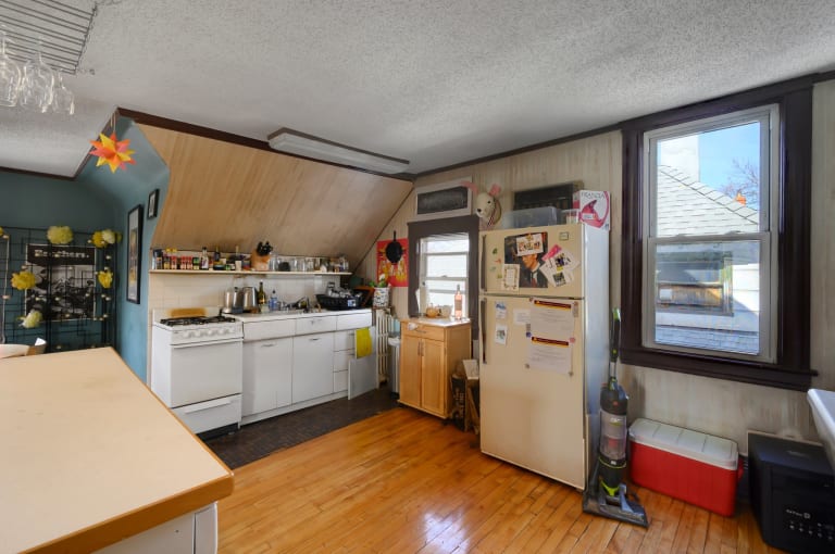 Apartment 4 - 2 Bedroom inception-app-prod/ODU4ZWY2NTMtNzE5MC00ZGEwLWE3NmItMWE2ZDRiZWE1NGE5/content/2022/03/9d9040ed467c561e35bcad8baf7f78ab9b8b9a10.jpg