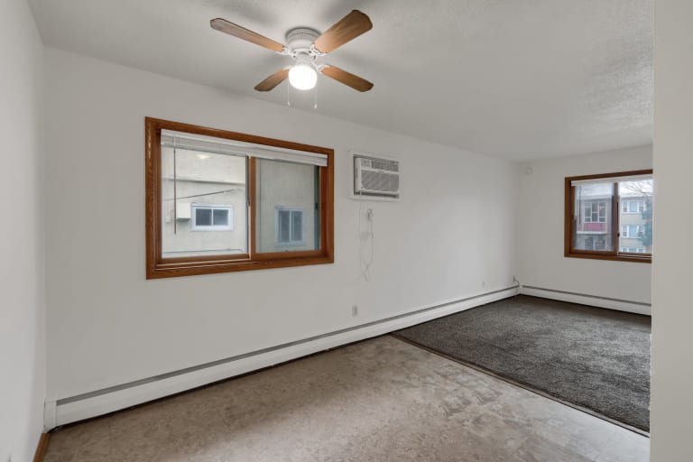 Apartment 4 inception-app-prod/ODU4ZWY2NTMtNzE5MC00ZGEwLWE3NmItMWE2ZDRiZWE1NGE5/content/2022/04/6e69cf128b4bb0c65e32e9ab6607b8e415eb87da.jpg