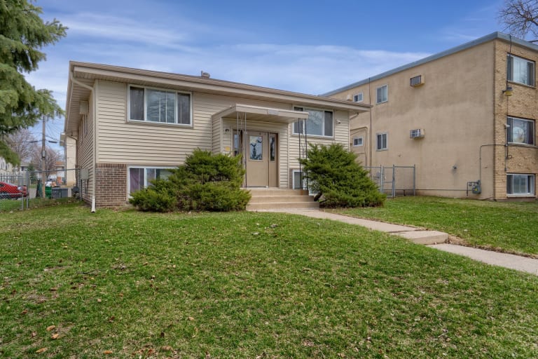 Exterior inception-app-prod/ODU4ZWY2NTMtNzE5MC00ZGEwLWE3NmItMWE2ZDRiZWE1NGE5/content/2022/04/7a816eb88ad148fd2ea1cde50ecbb5d083198ed9.jpg