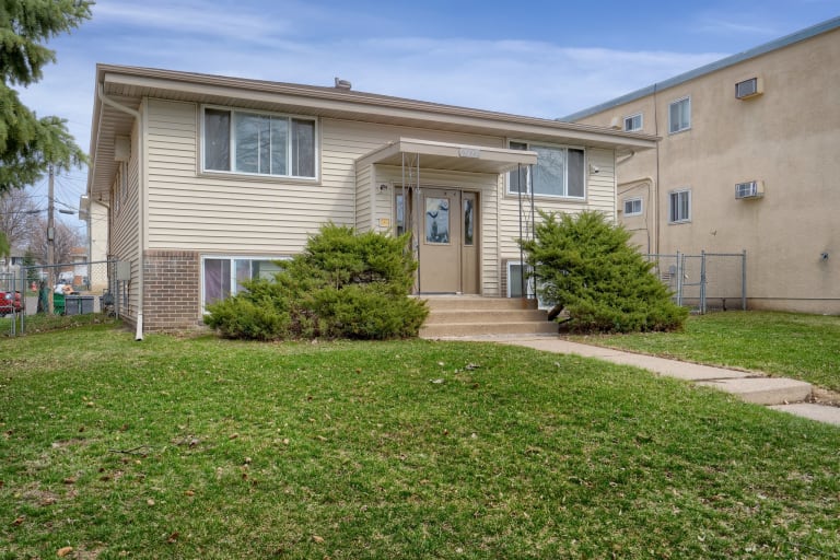 Exterior inception-app-prod/ODU4ZWY2NTMtNzE5MC00ZGEwLWE3NmItMWE2ZDRiZWE1NGE5/content/2022/04/a0f5879a0f80b7ee20bfe6189cf25e1c46280a0d.jpg