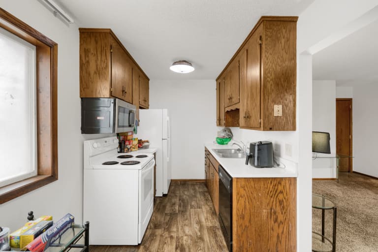 2115 N 44th Ave inception-app-prod/ODU4ZWY2NTMtNzE5MC00ZGEwLWE3NmItMWE2ZDRiZWE1NGE5/content/2023/04/72744afb53ce33801ef696aa8364145c918d43cf.jpg