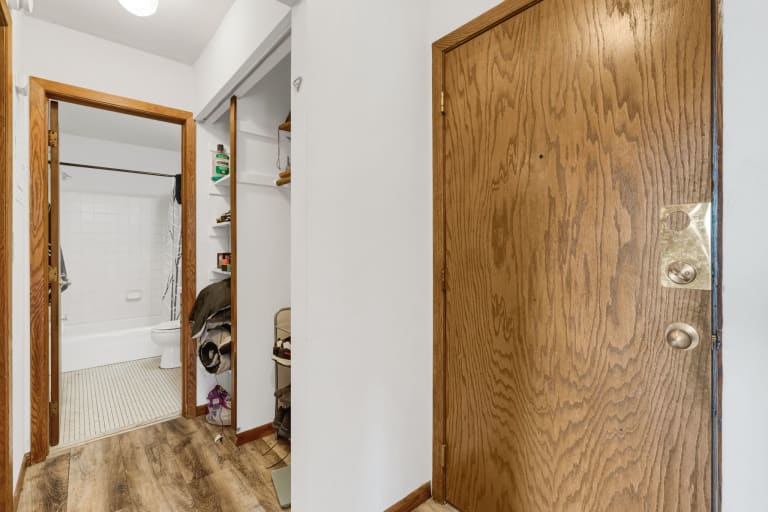 2115 N 44th Ave inception-app-prod/ODU4ZWY2NTMtNzE5MC00ZGEwLWE3NmItMWE2ZDRiZWE1NGE5/content/2023/04/7ffecf29c38254148a42aab442abe7e07b51e5aa.jpg