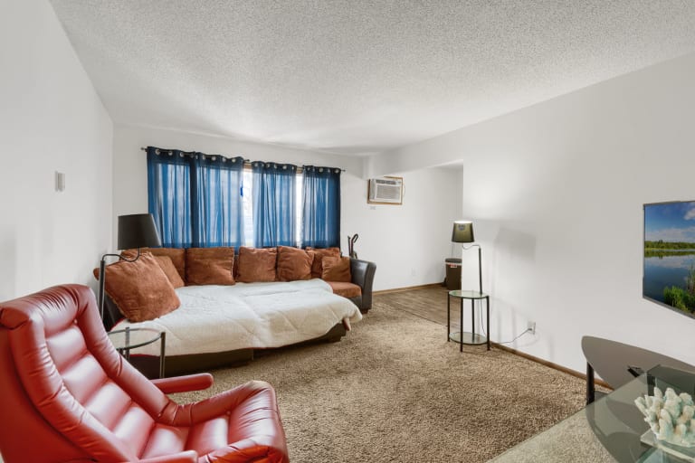 2115 N 44th Ave inception-app-prod/ODU4ZWY2NTMtNzE5MC00ZGEwLWE3NmItMWE2ZDRiZWE1NGE5/content/2023/04/a341b4163c72ec95bc5ad64423a41956590abe88.jpg