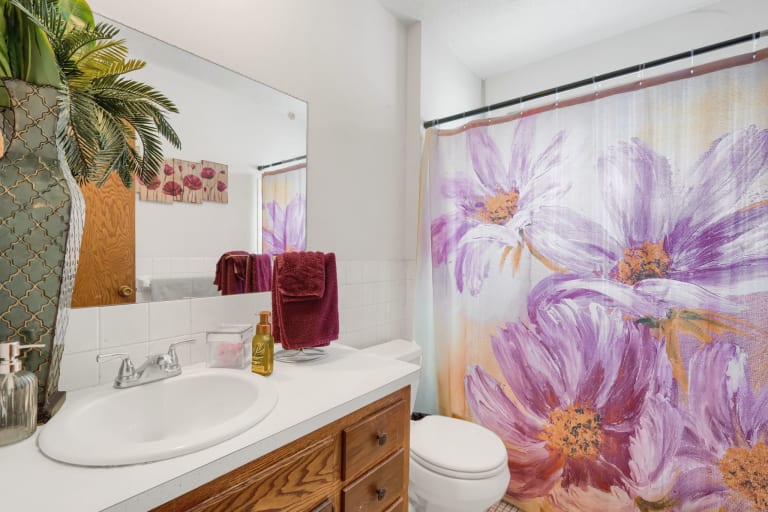 2115 N 44th Ave inception-app-prod/ODU4ZWY2NTMtNzE5MC00ZGEwLWE3NmItMWE2ZDRiZWE1NGE5/content/2023/04/b455a03001dedb33679253e129cad46924b00f77.jpg