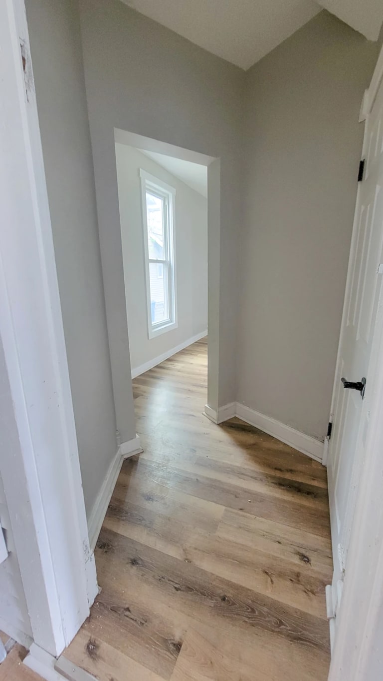 <p>Interior</p> inception-app-prod/ODU4ZWY2NTMtNzE5MC00ZGEwLWE3NmItMWE2ZDRiZWE1NGE5/content/2025/05/8152feba780b8e87b56536d539ad9b5ea82c15f8.webp