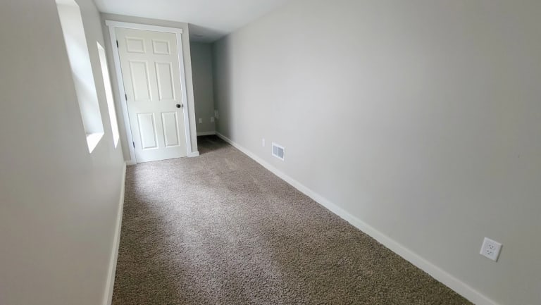 <p>Interior</p> inception-app-prod/ODU4ZWY2NTMtNzE5MC00ZGEwLWE3NmItMWE2ZDRiZWE1NGE5/content/2025/05/b53c9a84505bef6986fed8ca98d67ca14ba0189f.webp