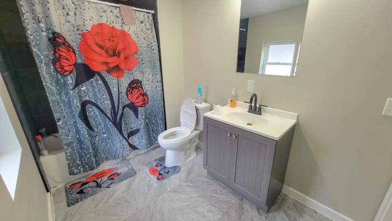 <p>Interior</p> inception-app-prod/ODU4ZWY2NTMtNzE5MC00ZGEwLWE3NmItMWE2ZDRiZWE1NGE5/content/2025/05/d54649289f8ba6e0ccdb69c9a543a8a0fb8e2716.webp