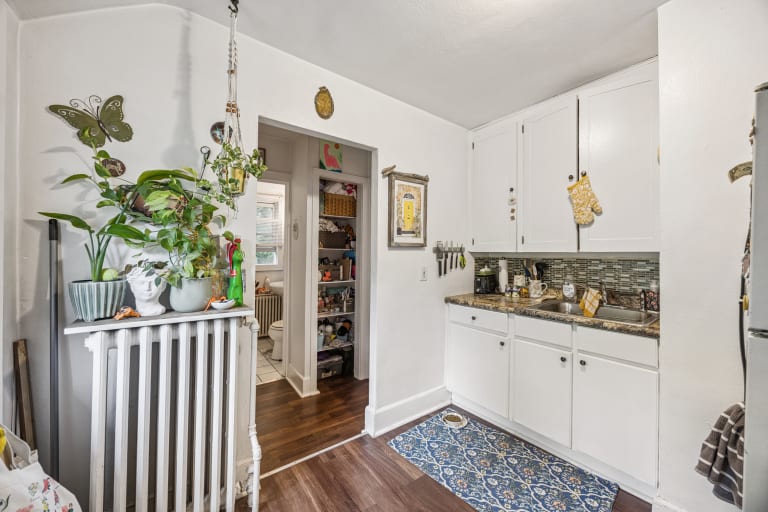 <p>Apartment 4</p> inception-app-prod/ODU4ZWY2NTMtNzE5MC00ZGEwLWE3NmItMWE2ZDRiZWE1NGE5/content/2025/08/113673e2db7e6561cc683d3765fd1bff5ebc3100.jpg