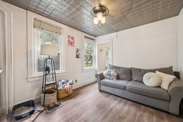 <p>Apartment 2</p> inception-app-prod/ODU4ZWY2NTMtNzE5MC00ZGEwLWE3NmItMWE2ZDRiZWE1NGE5/content/2025/08/a168fadbcf240e9d7eab39851e534d95b2ef7ffc.jpg