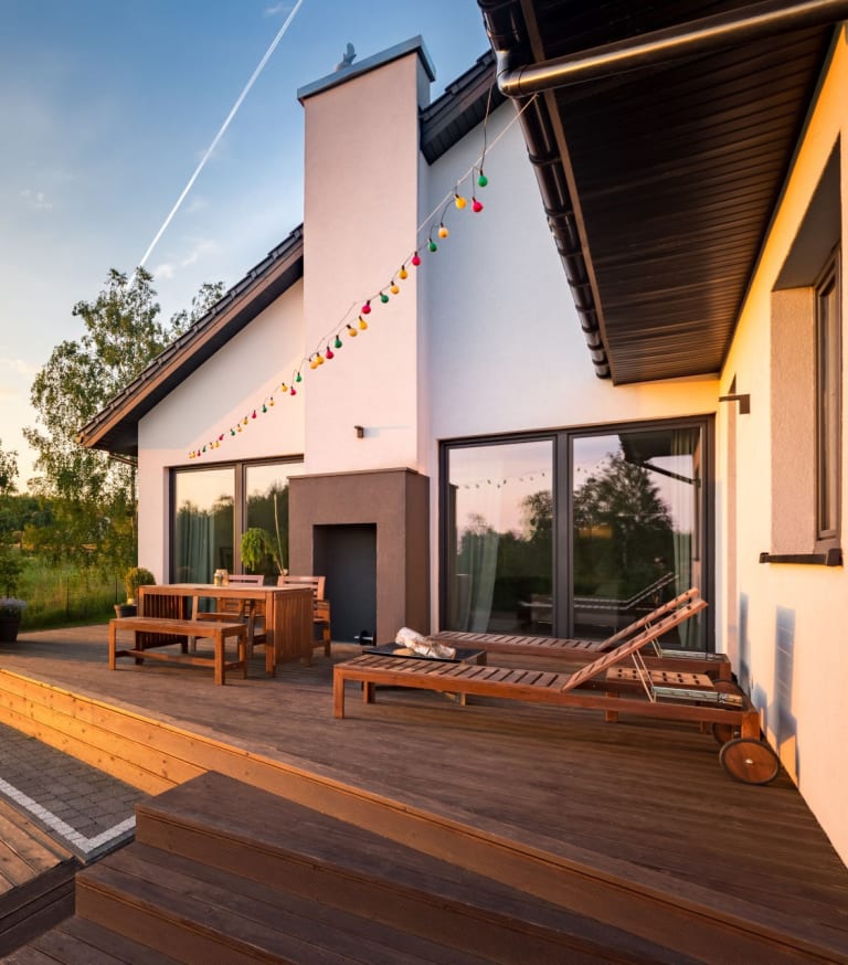 Got any questions? inception-app-prod/OTQyZDU1ZjctYTNjMC00ZGU4LTlkZTYtNDlkNjI0MmUzMTEz/content/2021/07/shutterstock_674859901.jpg