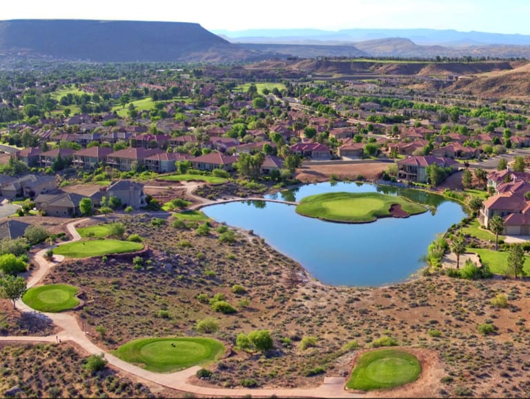 Golf Courses inception-app-prod/OTkyMGNkYTUtMmRiYy00MDI4LWI2MWItMTkzMzAxODA2NjQ5/content/2020/09/golf-course-sunbrook-aerial-1200x903.jpg