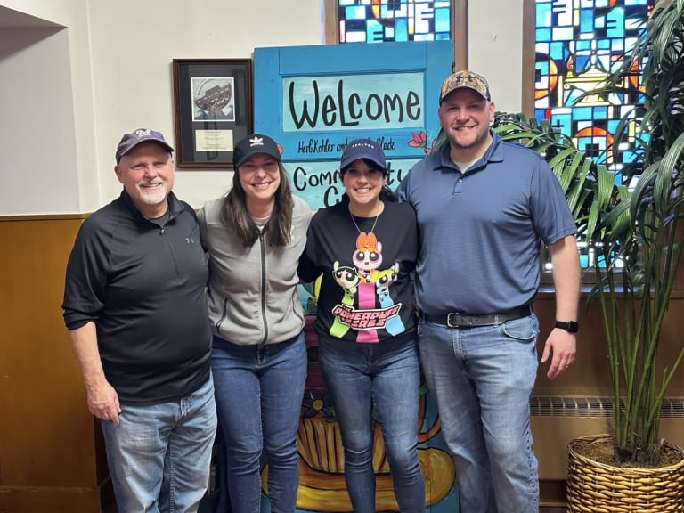 Our Commitment to Community inception-app-prod/OWFlMzY1ZjctN2ZjMy00MTVmLWI1YWItOTg5MmJjNjEzYjcz/content/2025/03/60349c285a8bf6f6b26cf621367c0fce6091bfdb.jpeg