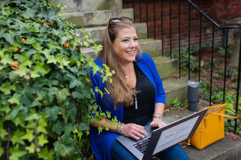 Meet Erin inception-app-prod/OWY0NjkzYjYtNGY4MC00Yzg2LThjNmUtYzBmZGQ5NTdjYjVk/content/2024/03/1a1880d3f49835ec3ff1b4e746529020a2c65727.jpg