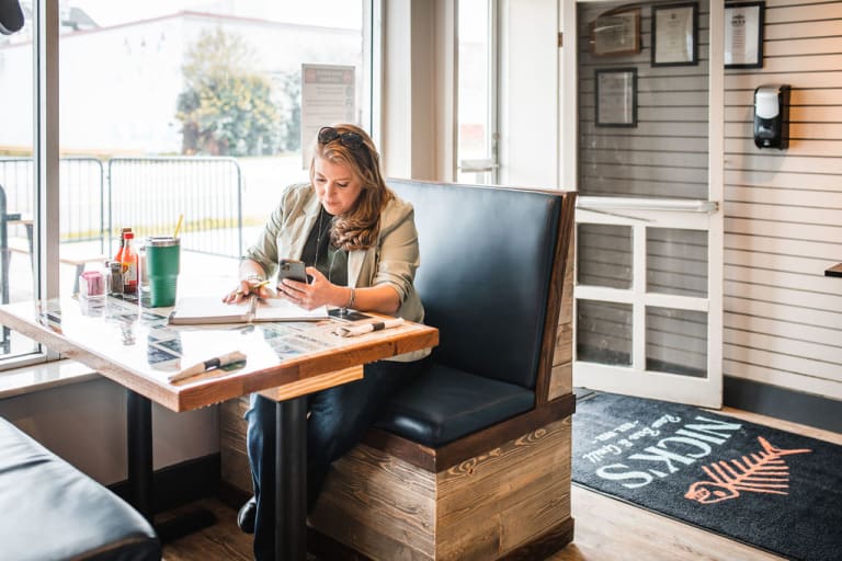 Meet Erin inception-app-prod/OWY0NjkzYjYtNGY4MC00Yzg2LThjNmUtYzBmZGQ5NTdjYjVk/content/2024/03/7343145299700eb006abdadf4dabfa3aeaa1bfc6.jpg