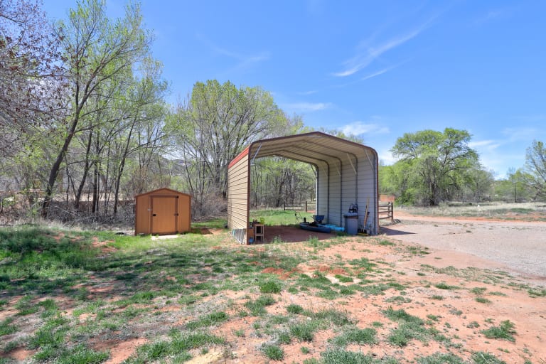 23 PRIVATE DR 1637A ABIQUIU NM 87510 inception-app-prod/YTFhMjY2NTctZTkwYS00NGRmLThjZTctNDFlNjg3MzNjNTI0/content/2024/04/95148c26b58cc6a1e0cc8f2c6300b60eab0cee17.jpg