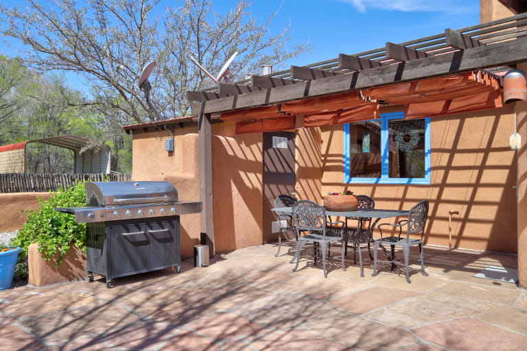 23 PRIVATE DR 1637A ABIQUIU NM 87510 inception-app-prod/YTFhMjY2NTctZTkwYS00NGRmLThjZTctNDFlNjg3MzNjNTI0/content/2024/04/da3f2d31798973938300fef8389df89de2f0c3f4.jpg