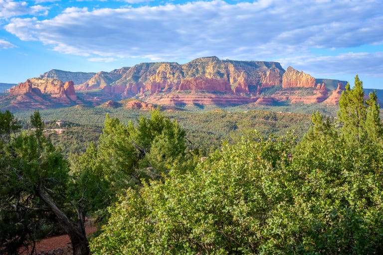 Welcome to Sedona Real Estate inception-app-prod/YTJiYzQzZjctM2ZlYy00NDdjLThkNTktZTEyODRiYjZmMzM2/content/2023/06/b159bda23df23a7b680aa6caec5e4f88738c9b24.jpg